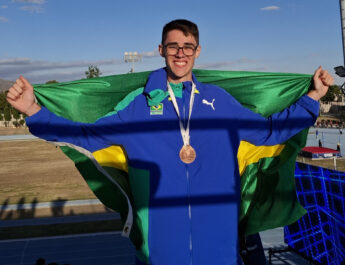 REVELAÇÃO DO ATLETISMO É BRONZE