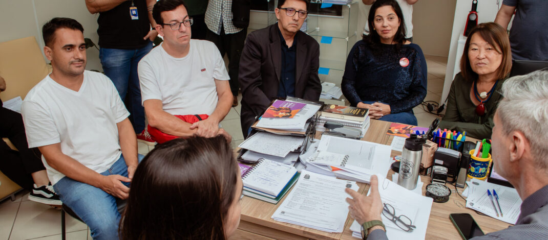 VEREADORES VISITAM DDM DE SJC