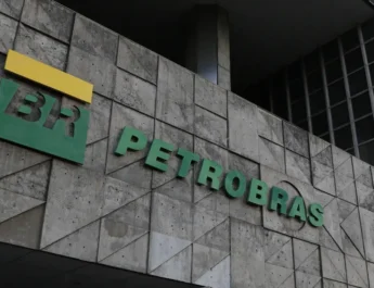 PETROBRAS ABRE 150 VAGAS DE ESTÁGIO