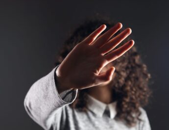VIOLÊNCIA: AUXÍLIO-ALUGUEL  MULHERES