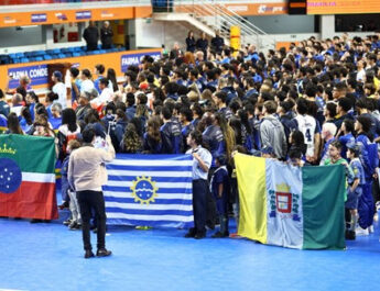 TEATRÃO RECEBE JOGOS REGIONAIS SJC