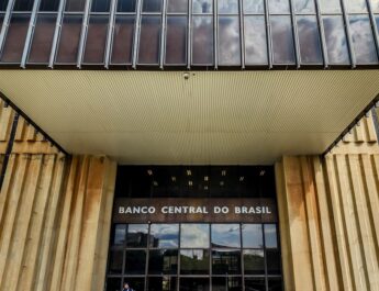 COPOM BAIXA TAXA SELIC 14% AO ANO