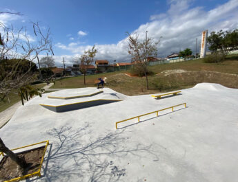 AULAS SKATE EM PISTA DO CEREJEIRAS