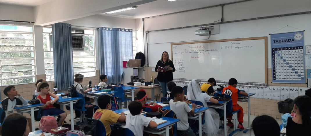 CONHEÇA HISTÓRIAS DE DOCENTES SJC